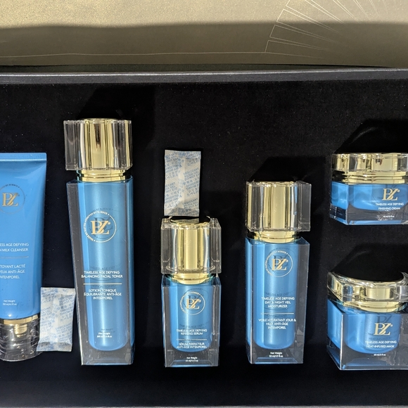 Age Defying Ritual Collection - Blue and Gold - Picture 4 of 4